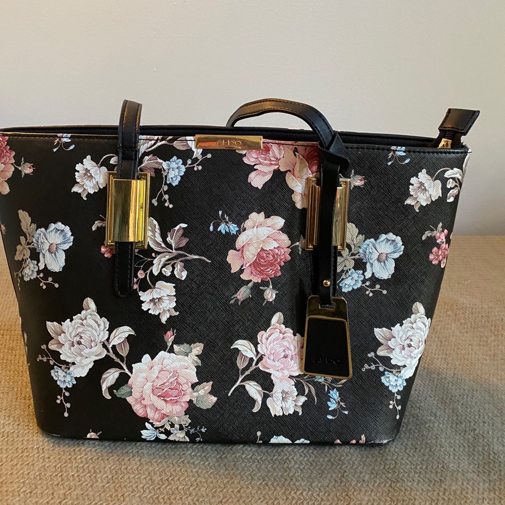 COPY - Aldo Tote
